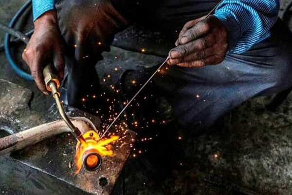 کاهش سرعت جریان جوشکاری برای افزایش کیفیت جوش چدن