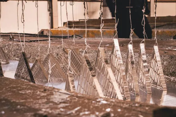 گالوانیزه گرم چیست؟